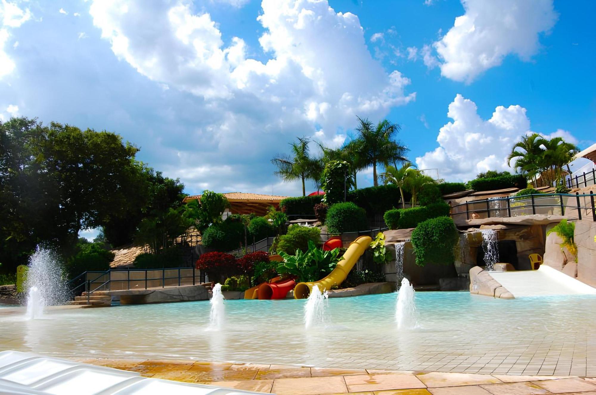 Piazza Diroma Com Acesso Ao Acqua Park Apartment Caldas Novas Exterior foto